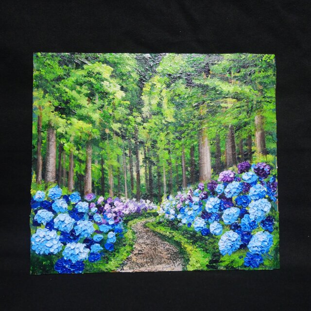 油絵【梅雨の紫陽花の道】 | iichi 日々の暮らしを心地よくする