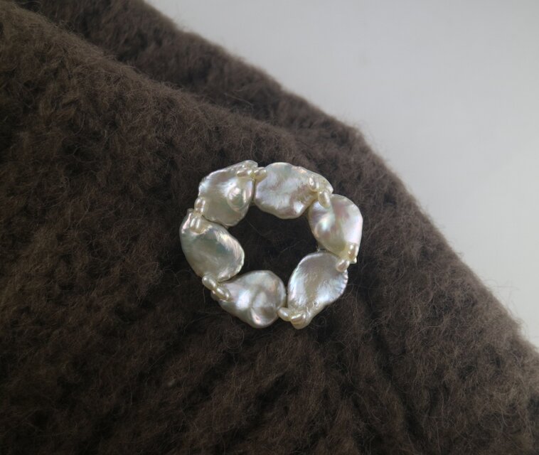 南洋真珠ブローチ バロック真珠 南洋真珠ブローチ バロック真珠