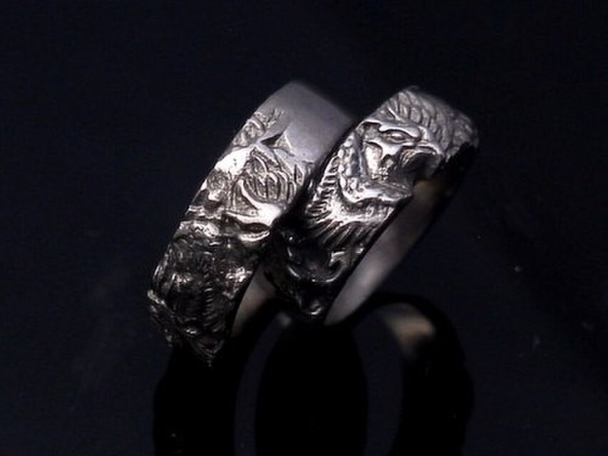 チタンの鳳凰の結婚指輪 | iichi 日々の暮らしを心地よくする