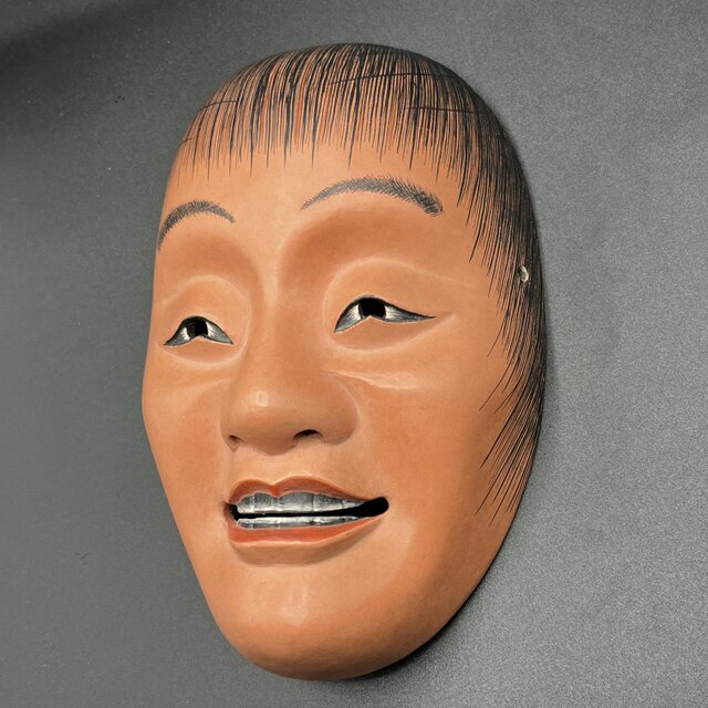 能面「猩々」 | iichi 日々の暮らしを心地よくするハンドメイドや