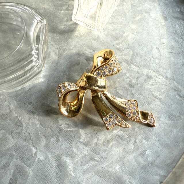 SCM44-【 MONET 】モネ・ヴィンテージブローチ 80s Golden Color