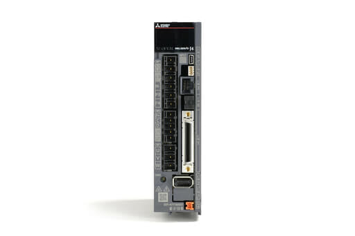 三菱 ACサーボアンプ MR-J4-10A-NB (電源ON累積時間5h) | 保守部品.com