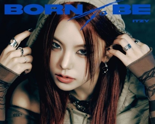 itzy Born to be イェジ チェリョン サイン入りチェキ itzy Born to be