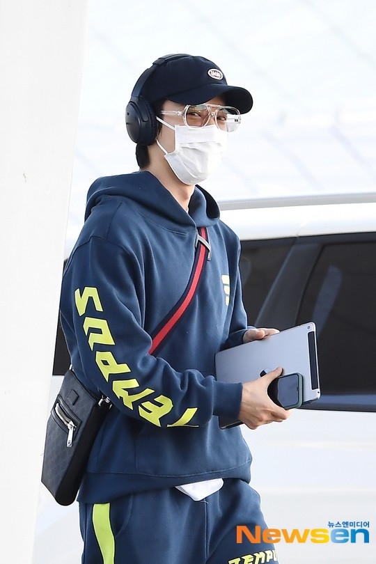 PHOTO】SUPER JUNIOR ドンヘ＆ウニョク、ワールドツアーのためマカオへ