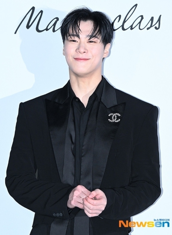 ASTRO ムンビンさんへの追悼曲が4月にリリース…メンバーと妹