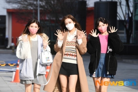 PHOTO】IVE ユジン＆レイ＆ガウル「2時脱出Cultwo Show」出演のため