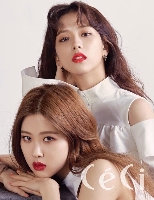 BLACKPINK ロゼ＆ジス、ファッション雑誌の表紙を飾る「好きなメイクは