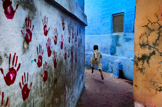 The Unguarded Moment' by Steve McCurry, Nice | Wallpaper*