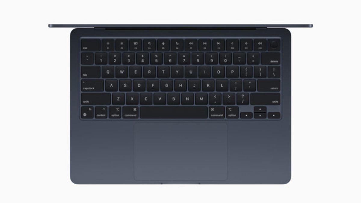The new Midnight M3 MacBook Air won't be as much of a fingerprint