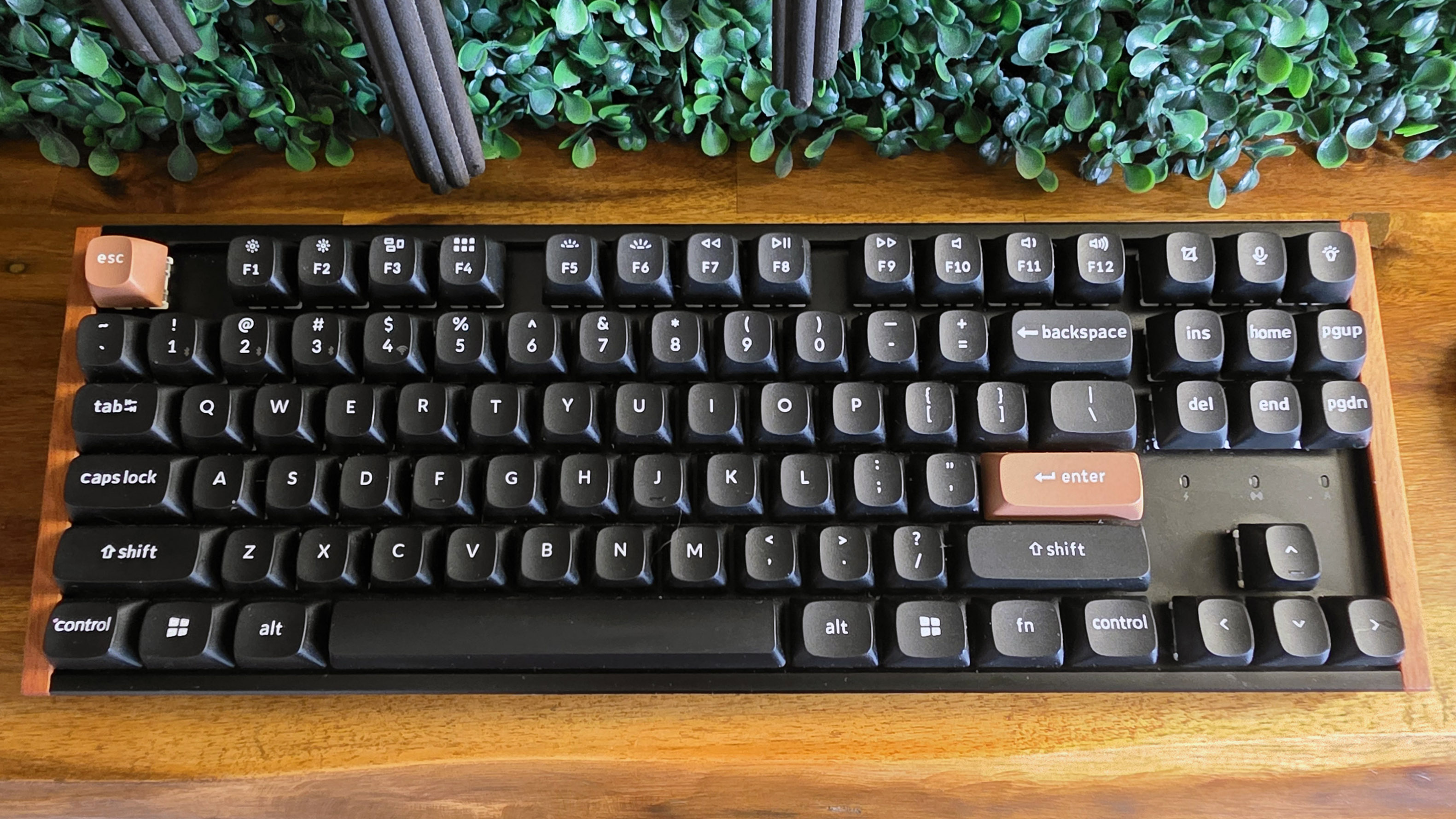 Keychron K8 HE Special Edition Review: magnetic mid-century