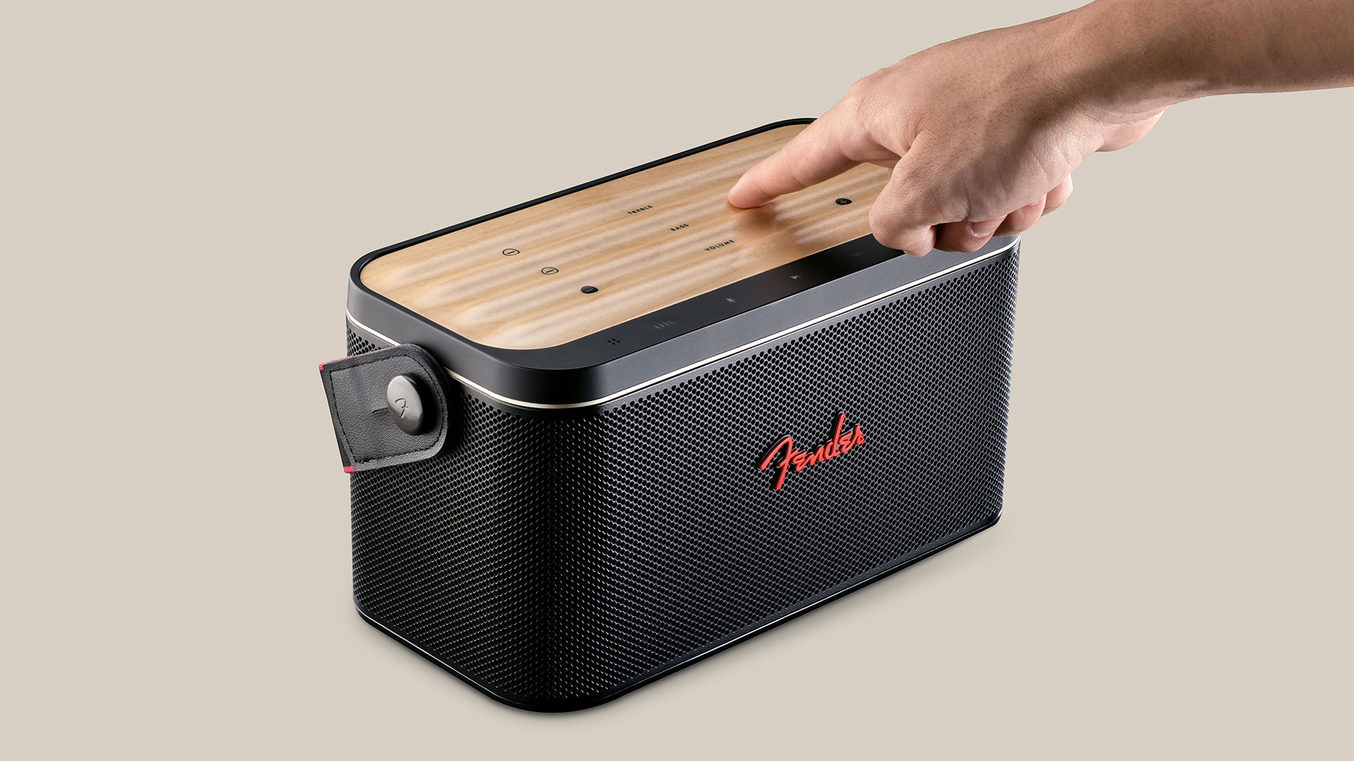 NAMM 2023: Fender Audio unveils the RIFF – a portable Bluetooth