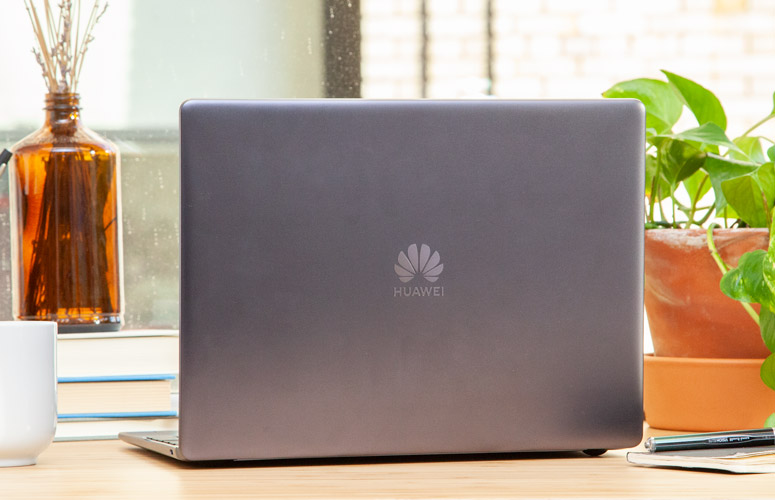 Huawei MateBook 13 - Full Review and Benchmarks | Laptop Mag