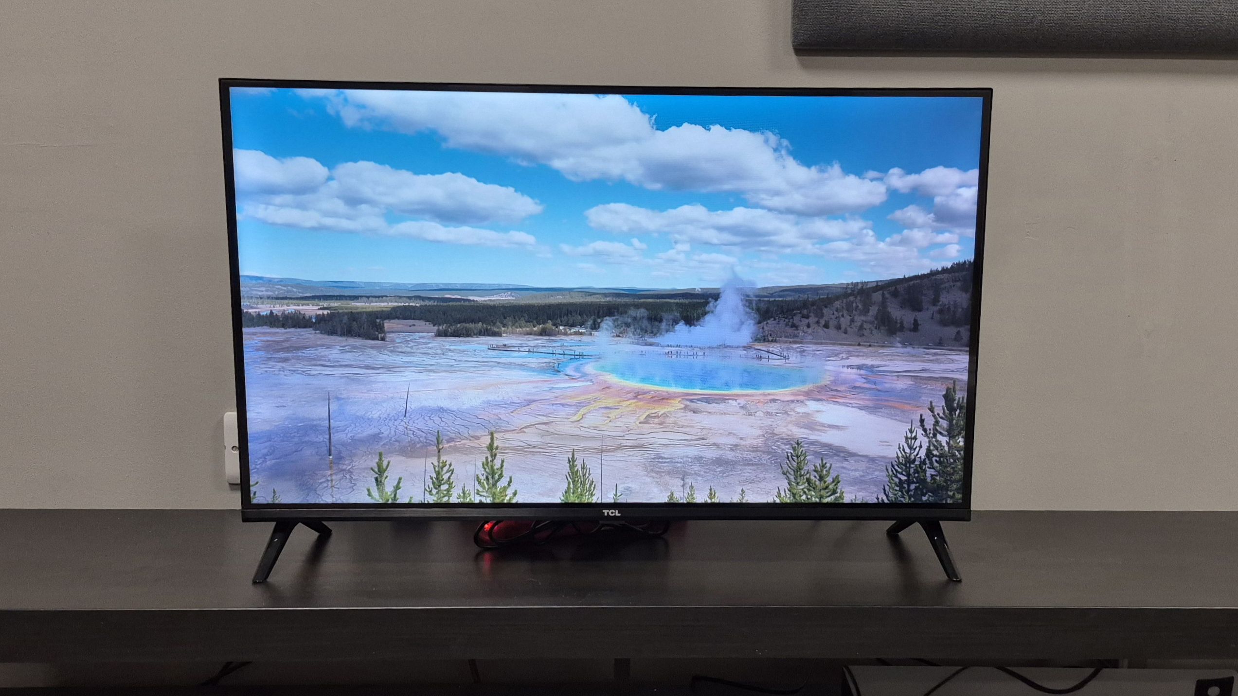 TCL 32S5400 review: a super-tempting cheap small TV, with some
