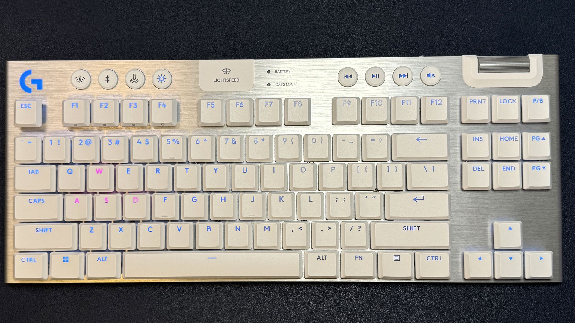 Logitech G915 X TKL Review: The same, but better? | Tom's Hardware