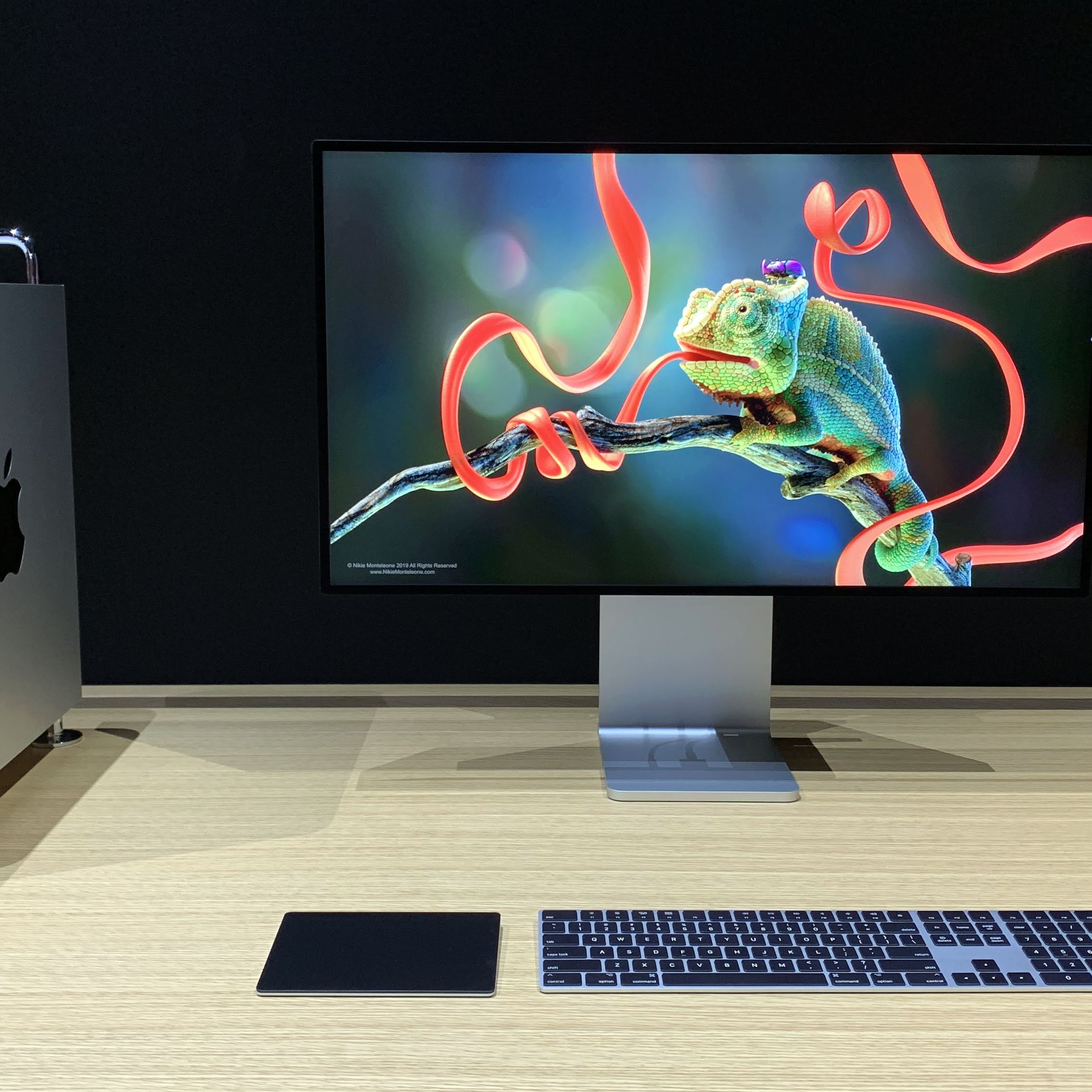 ディスプレイ・モニター本体 apple work station pro ディスプレイ