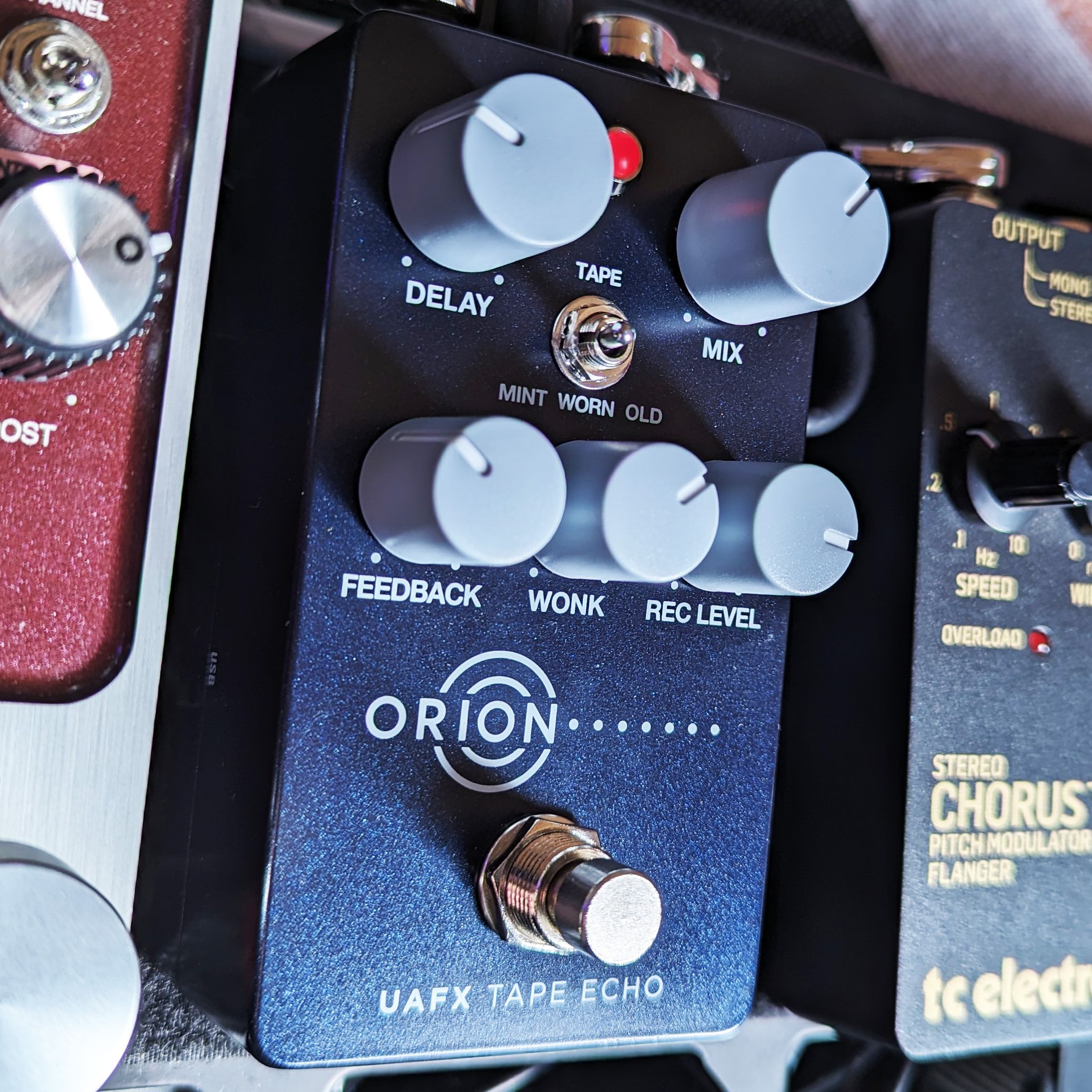 Universal Audio UAFX Orion Tape Echo Delay pedal review review