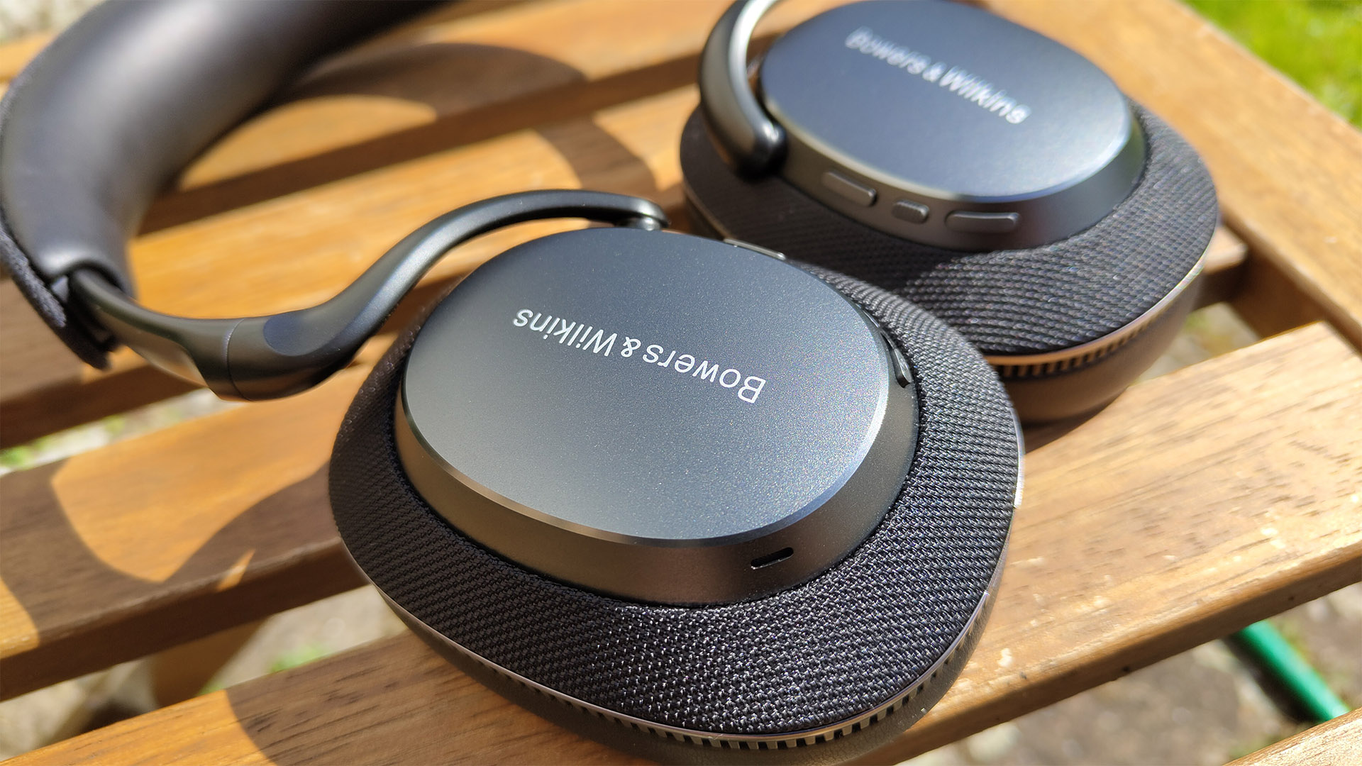Bowers & Wilkins Px7 S3 review: beautiful headphones that make a