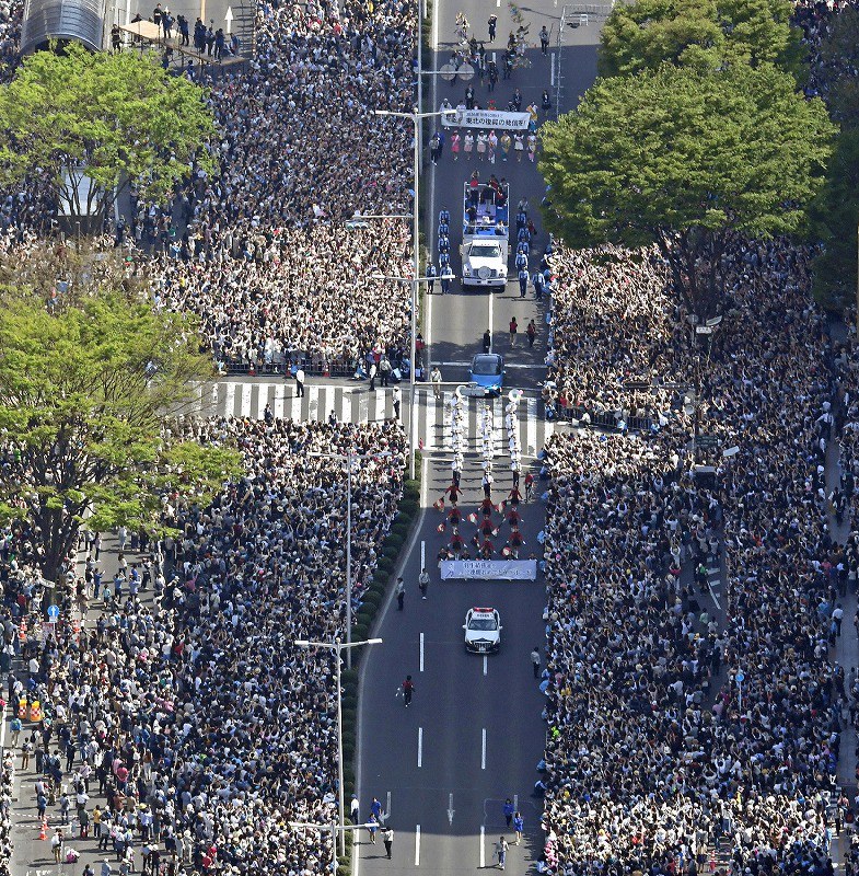 平昌冬季五輪：羽生選手が仙台で凱旋パレード [写真特集9/14] | 毎日新聞