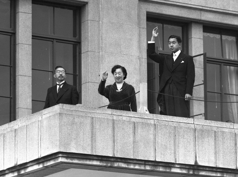 昭和天皇が「退位しなかった」ことの影 [写真特集1/5] | 毎日新聞