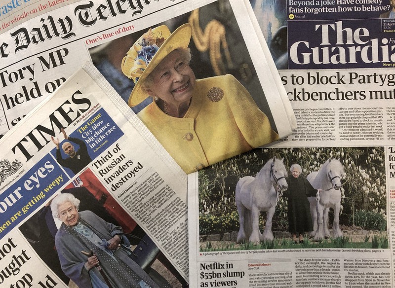 エリザベス女王即位70年 君臨すれども統治せず、実は外交巧者 | 毎日新聞