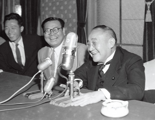 闘論席：55年体制を生んだ吉田首相退陣に重なる2024年の幕開け 片山杜