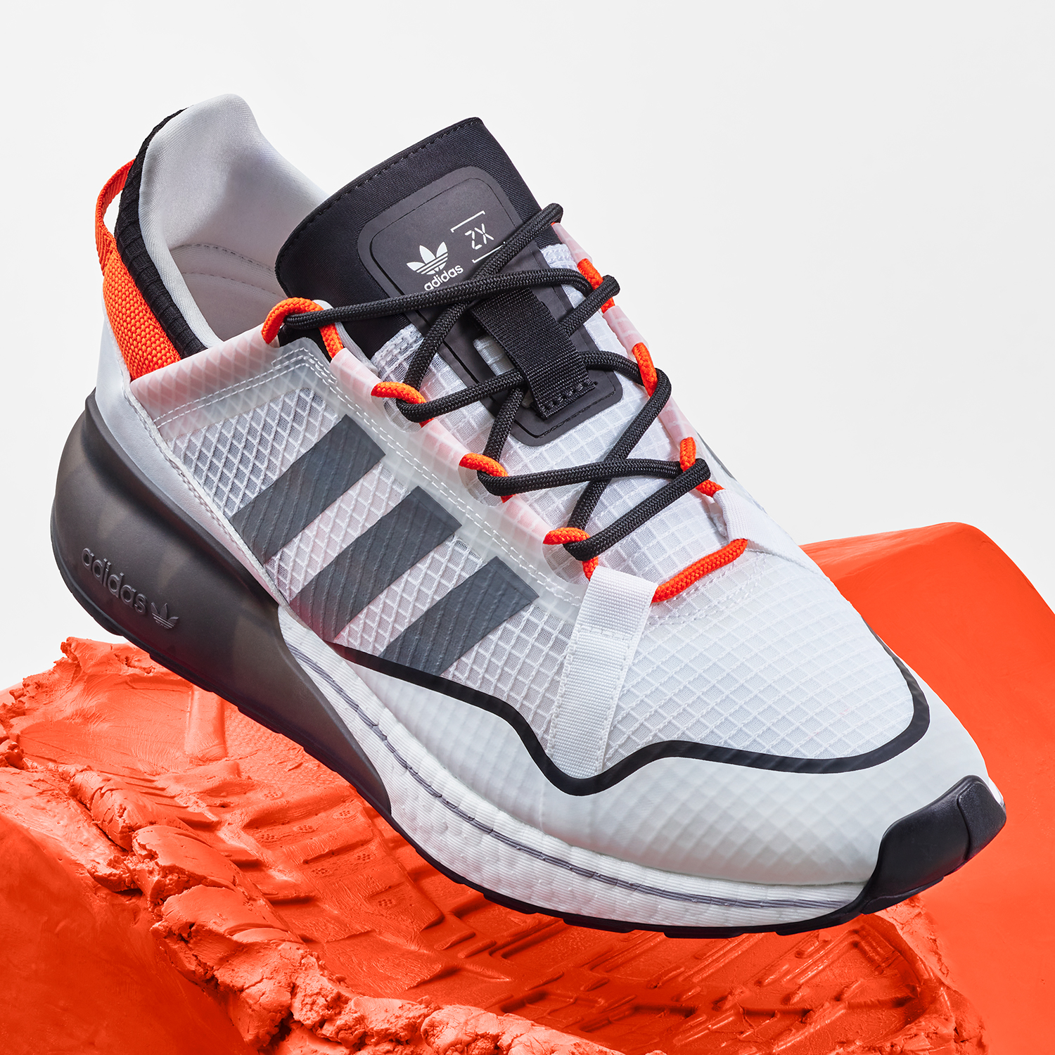 adidas Originalsの『ZX 2K BOOST PURE』