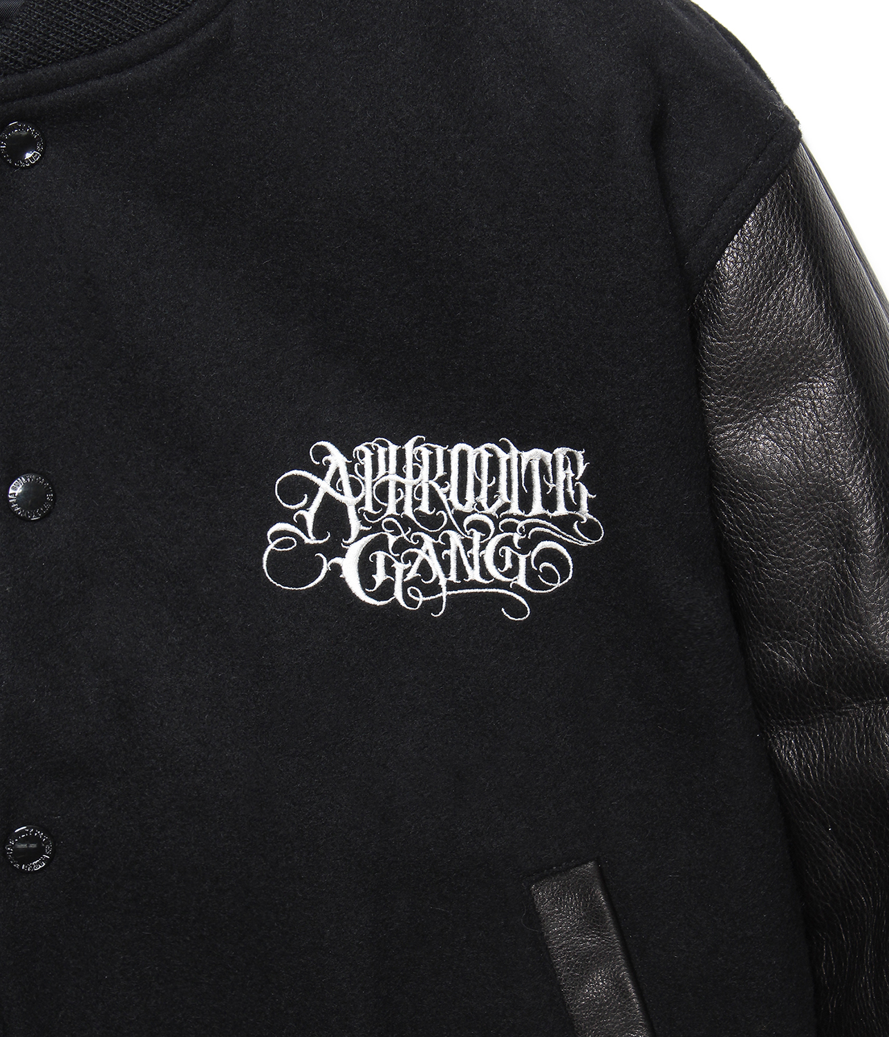 PARADISE TOKYOの9周年を祝したWACKO MARIA × 舐達麻のスペシャルアイテム