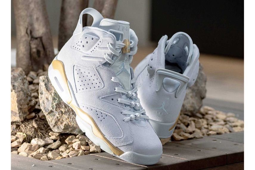Nike Women's Air Jordan 6 Retro 