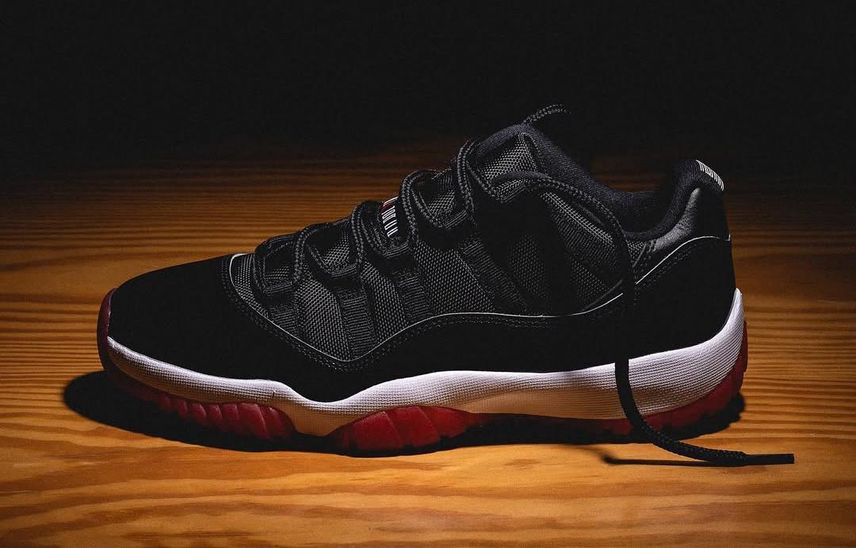 Nike Air Jordan 11 Retro Low 