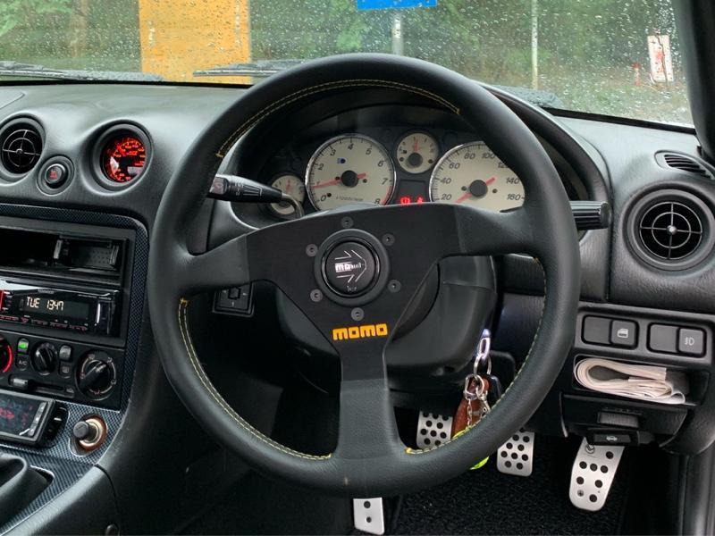 momo VELOCE RACING (320mm) のパーツレビュー | ロードスター(も っ