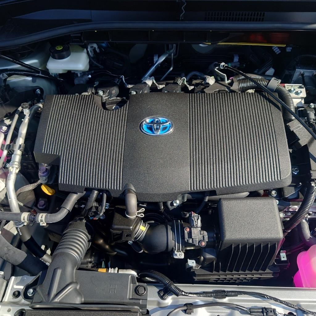 トヨタ(純正) エンジンカバー のパーツレビュー | カローラクロス