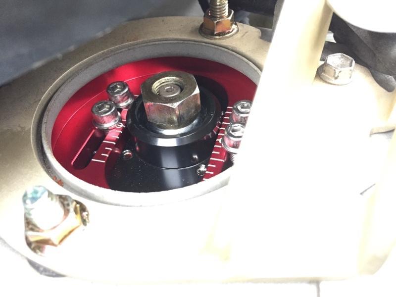 SPIEGEL 可動式ピロアッパーマウント のパーツレビュー | エッセ(あ_か