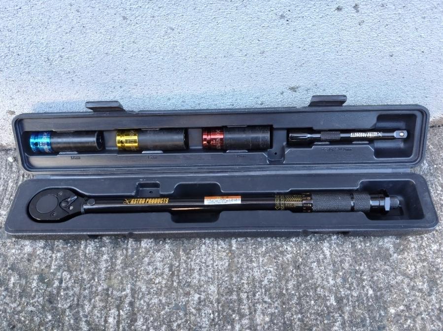 ASTRO PRODUCTS 1/2DR プリセット型トルクレンチセット グロスブラック