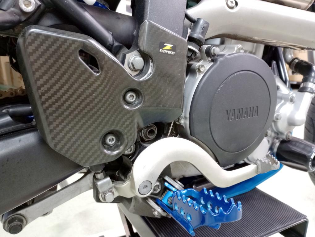Z-CARBON フレームガード のパーツレビュー | WR250X(うなねこ) | みんカラ