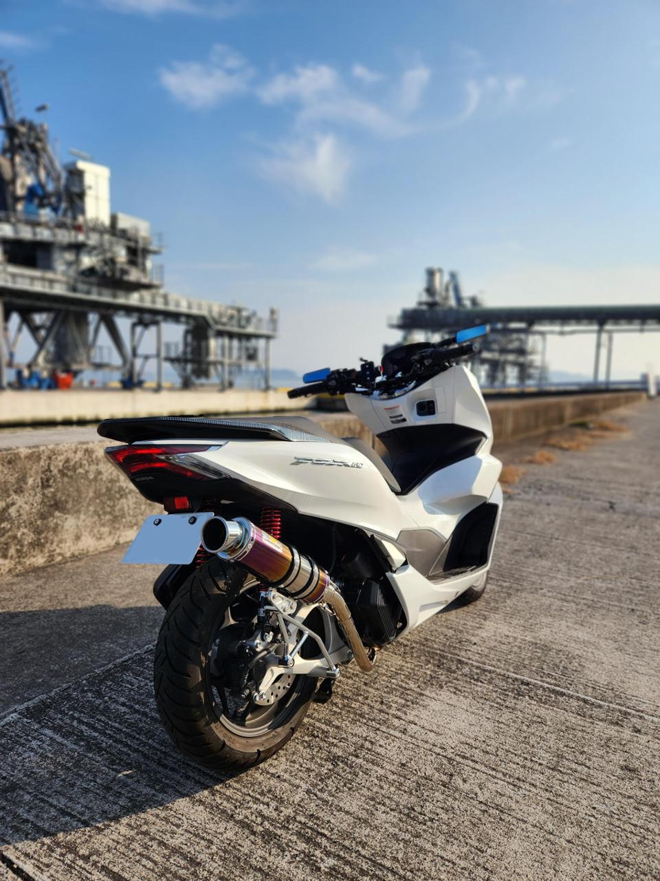 Realize リアライズ BLINK ブリンク のパーツレビュー | PCX(ちくわぁ