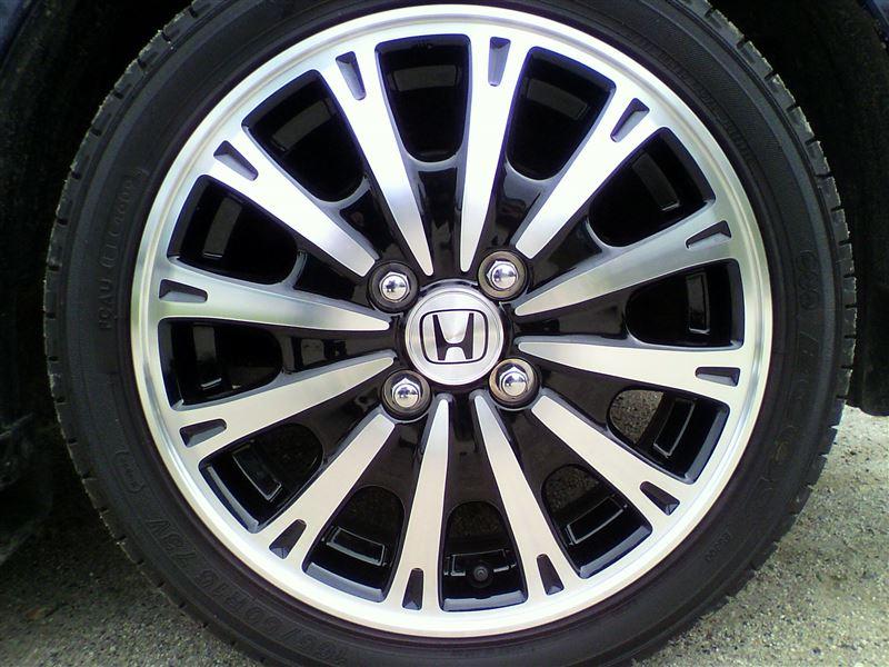 ホンダ(純正) N-BOX CUSTOM(JF1)ターボ用純正アルミ のパーツレビュー