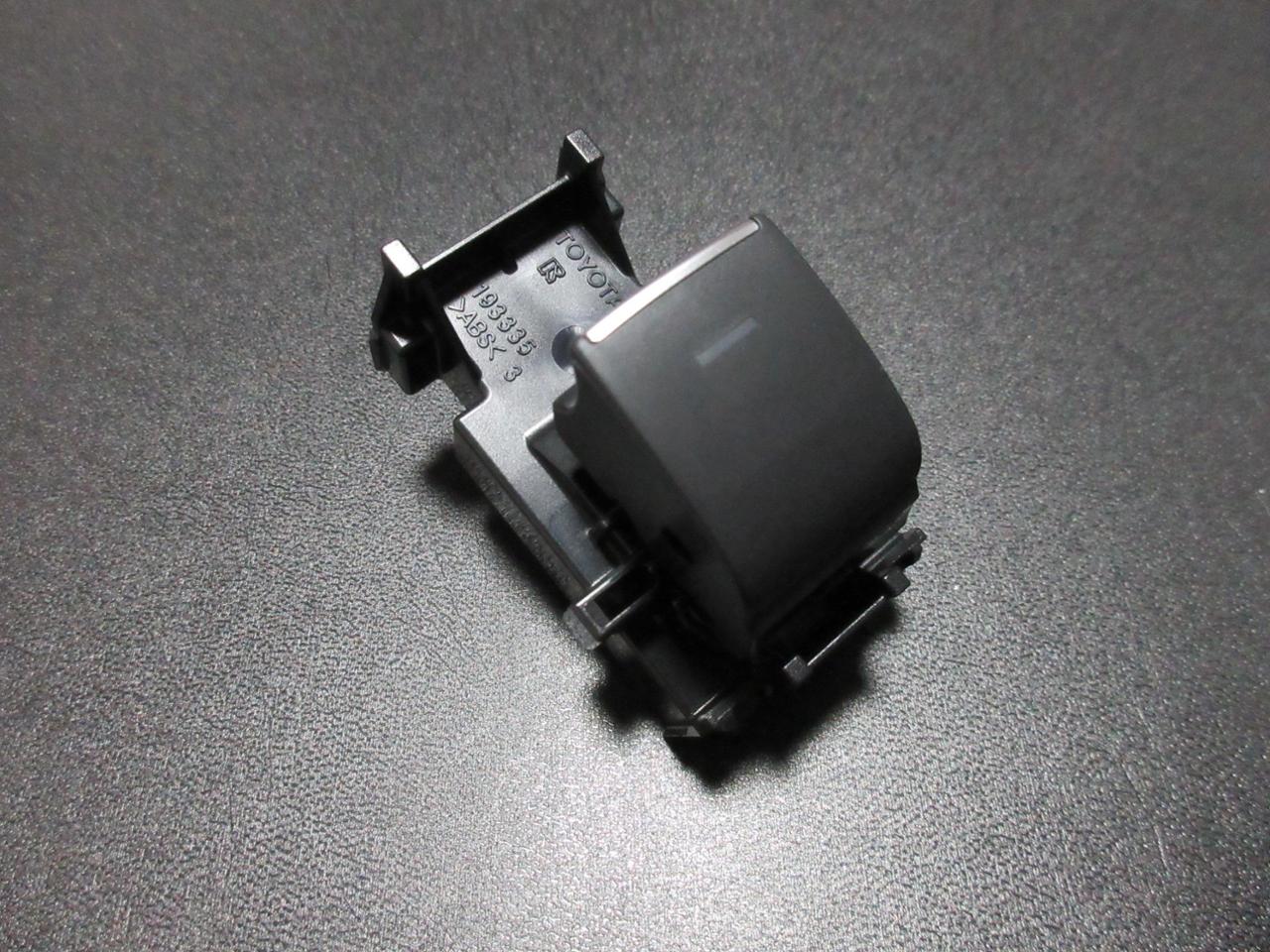 トヨタ(純正) パワーウィンドウスイッチ(助手席、後部座席用) のパーツ