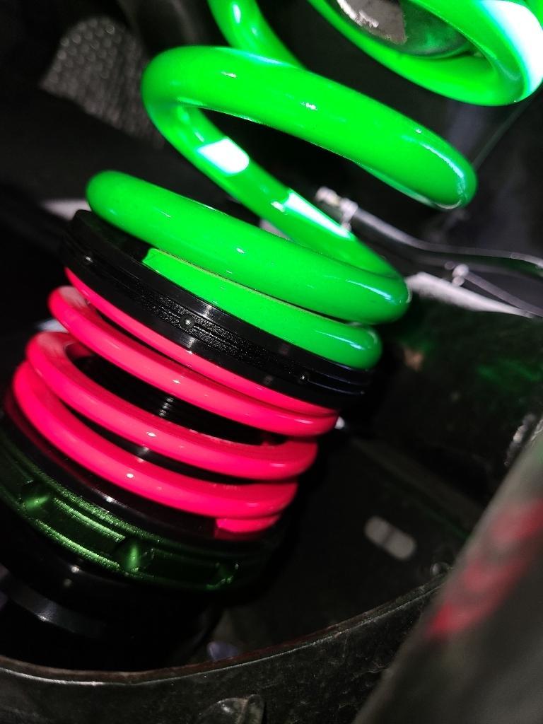 326POWER ヘルパースプリング のパーツレビュー | プリウス(ACE1106