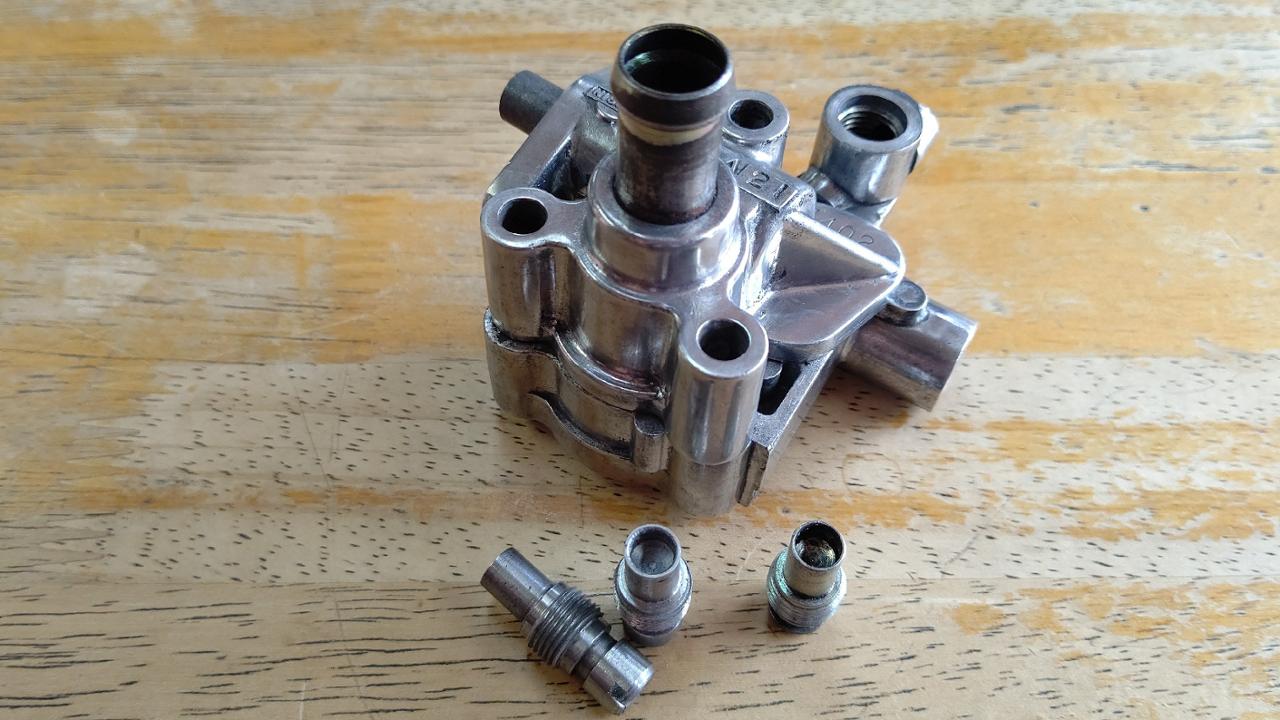 ワンオフ AACバルブ アイドルスクリューのネジ のパーツレビュー