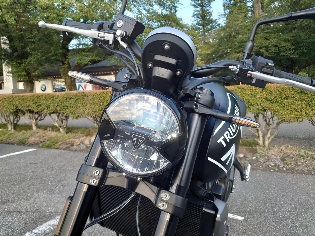 トライアンフ(純正) 純正オプション LEDスクロールウインカー のパーツ