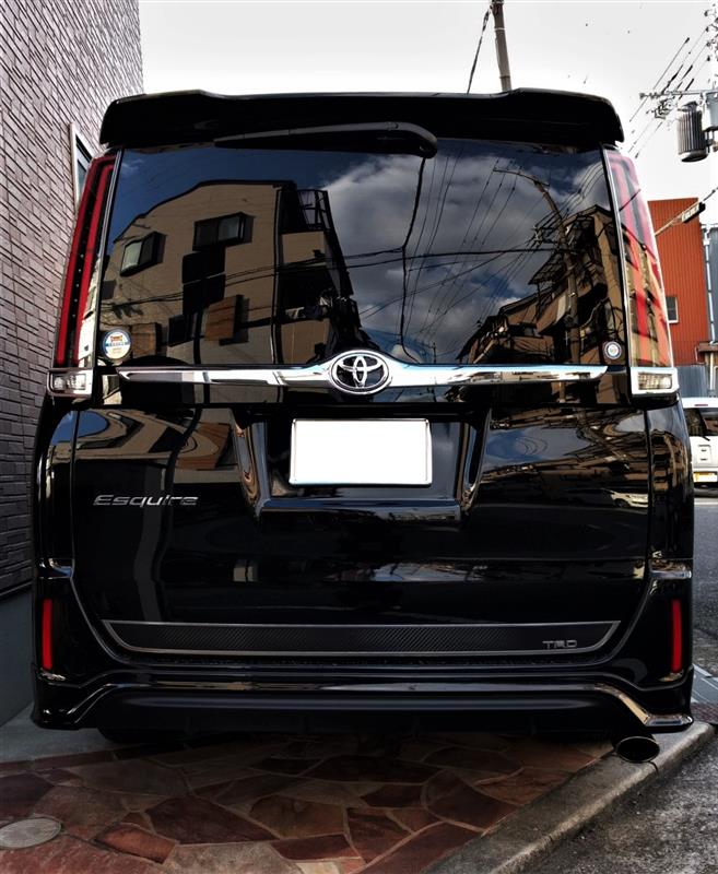 エスクァイアー後期テールランプへの交換（トヨタ エスクァイア・80系