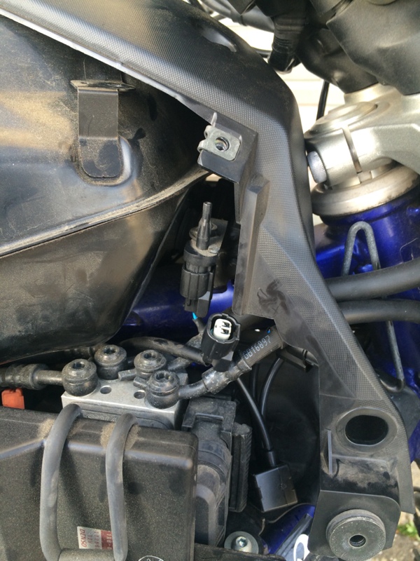 ブースタープラグ取り付け（ヤマハ MT-07）by ゴカイ - みんカラ