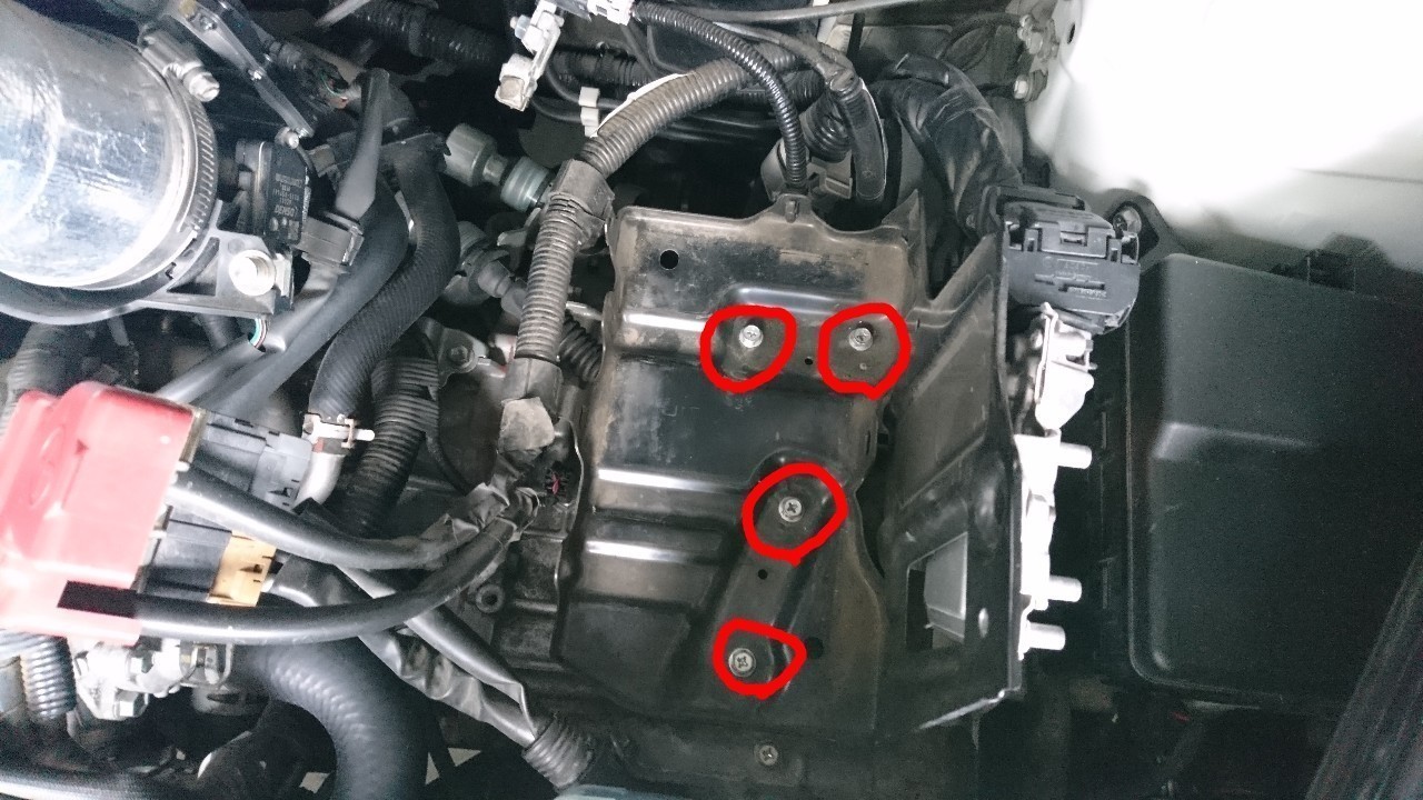 エンジンマウント(左側)交換（スズキ スイフトスポーツ・ZC32S）by 菊