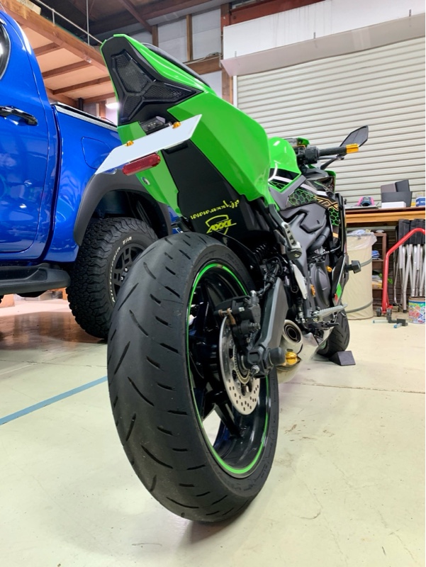 TST Industries ZX-25R ウィンカー内蔵 LEDテールライト 取付け