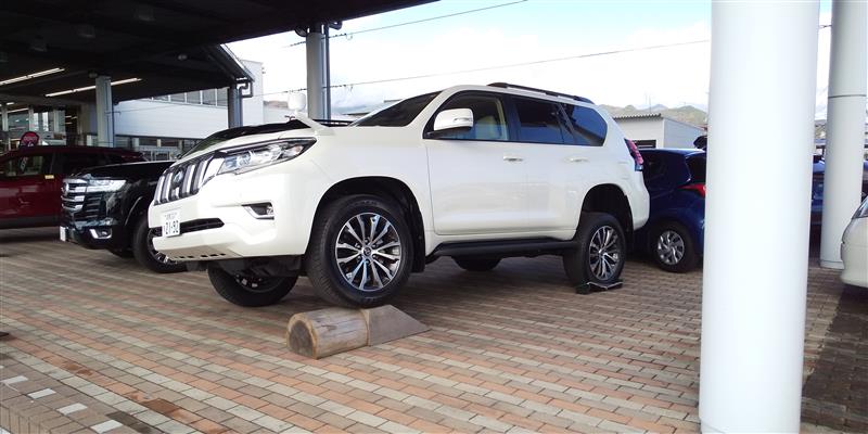 パワーステアリングプレッシャーフィードホース交換（トヨタ セルシオ