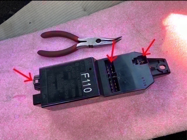 TWSユニット・電解コンデンサー交換（マツダ RX-7・FD）by 火野どーら