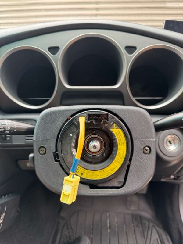 ステアリング交換＆社外パドルシフト取り付け（トヨタ アリスト・16系