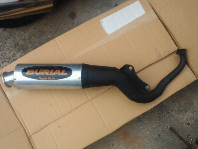 BURIAL(バイク) ｸﾞﾗﾝﾄﾞｽﾗﾑ のパーツレビュー | Live Dio (ライブディオ