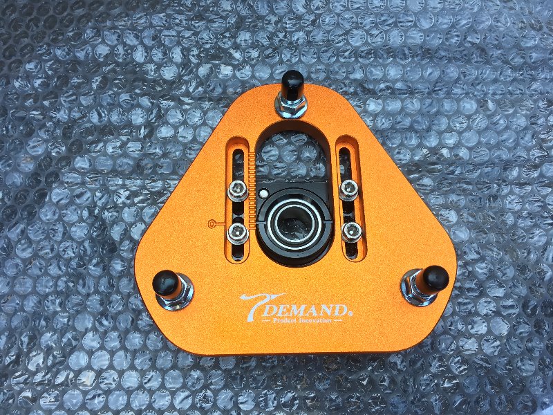 T-DEMAND スライドピロアッパーマウント のパーツレビュー