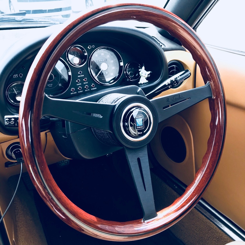 NARDI NAロードスター復刻ステアリングホイール のパーツレビュー